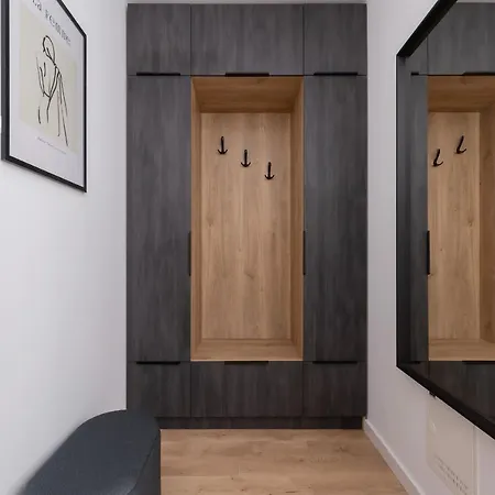 Appartement Beautiful Steam Park With Parking Old Town Cracow By Renters