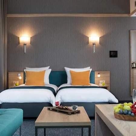 Metropolis Design Hotel