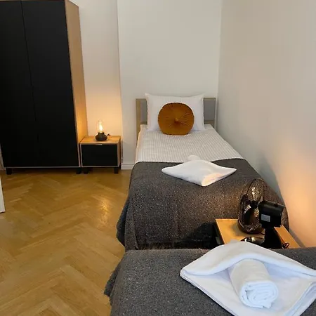 Golden Pearl - Main Square, 100 Sqm, 4 Krakau