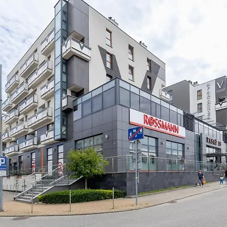Apartment Mondrian Cracow - 2 Bedroom For Office By Renters