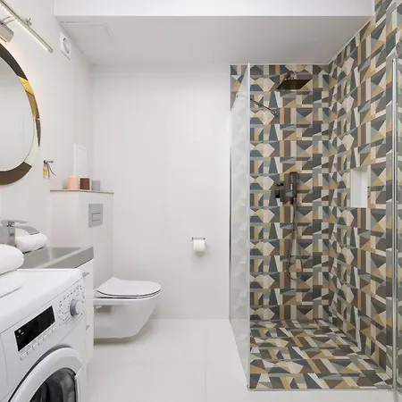 Mondrian Cracow - 2 Bedroom For Office By Renters Apartment Krakow
