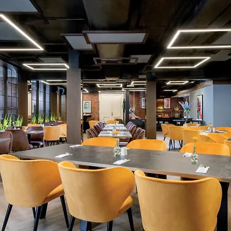 Leonardo Boutique Old Town 3*