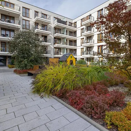 Apartment Go With Balcony Rakowicka Cracow By Renters Krakow