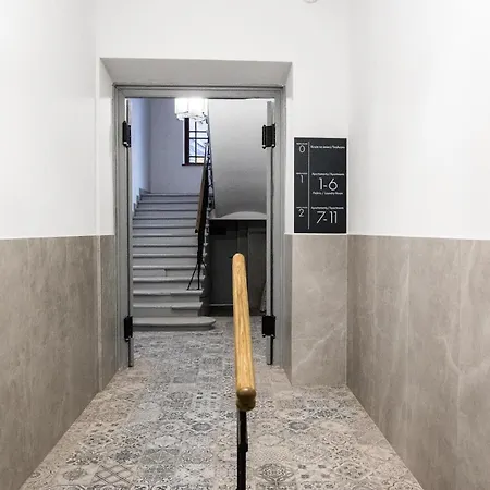 Cracwow K8 No.2 Krakow