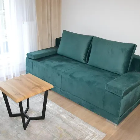 Krakusek Apartment *