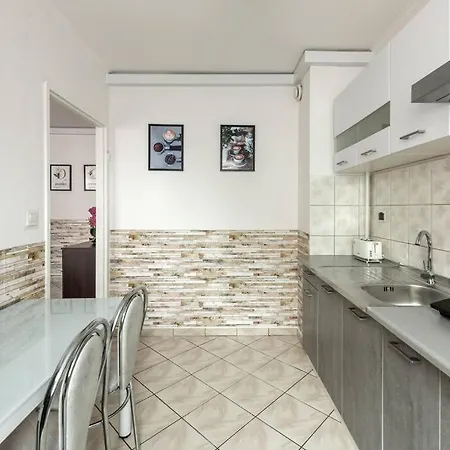 Apartment Apartament Diana Pradnik Bialy, 4 Osoby, Free Parking