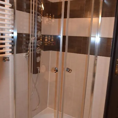 Apartment Raffi *