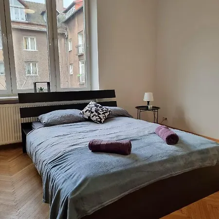 Homestay Wide And Bright In Krakow