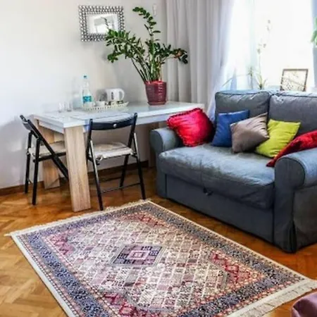 Homestay A Cosy Private In The Heart Of Old Podgorze