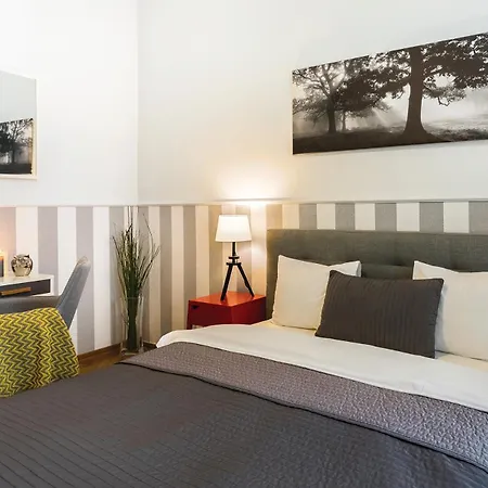 Old Town Bis Apartment *
