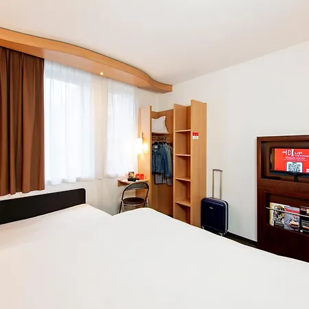 Ibis Stare Hotel