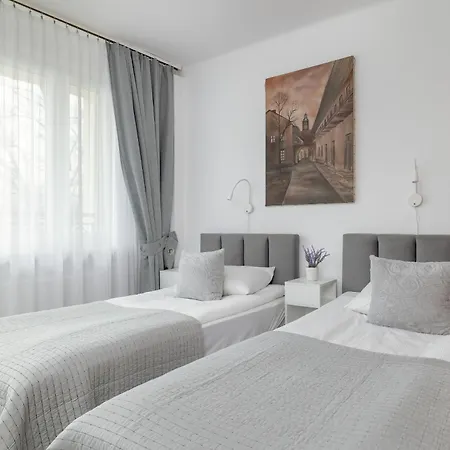 Apartment Comfortable With Balcony In By Rent Like Krakow