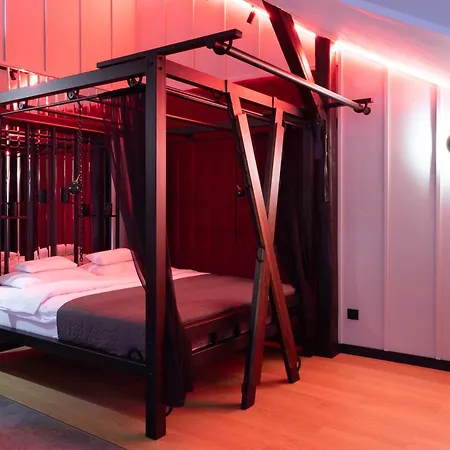 Exclusive Bdsm - Adults Only Krakow