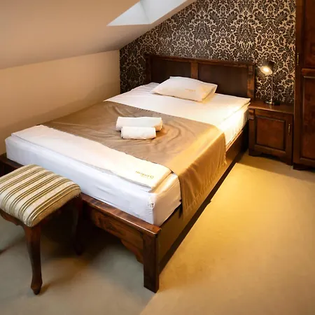 9 * Kraków