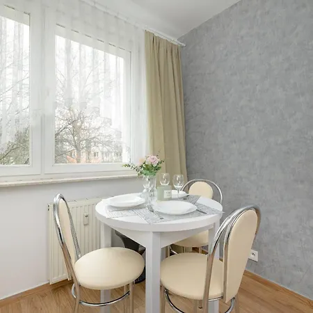 Apartment Comfortable With Balcony In By Rent Like