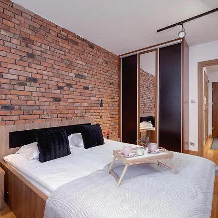 Industrial Fredry With Parking By Renters Apartment