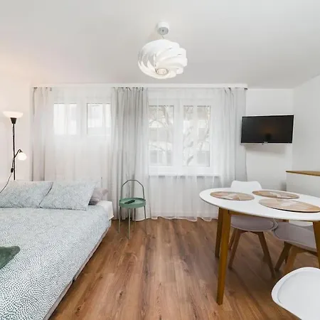 Close To Everywhere, Cosy Place Apartment