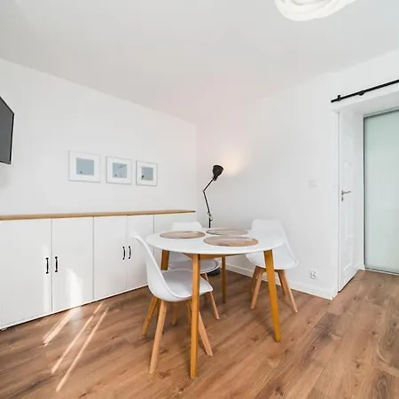 Close To Everywhere, Cosy Place Apartment *