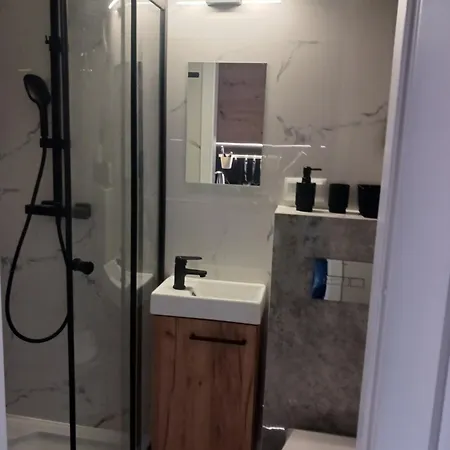 Marco 3 Przy Dworcu-stare Miasto-super Wi Fi Apartment