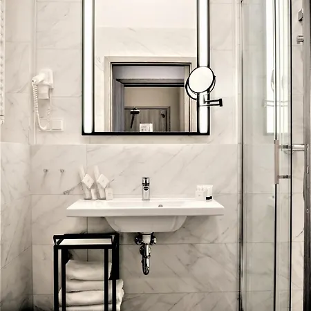Amber Design Aparthotel
