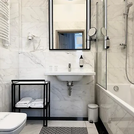 Aparthotel Amber Design 4*