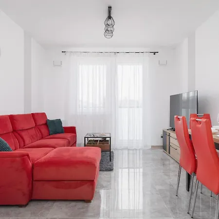 Elegant Near The Water Park By Rent Like Krakow