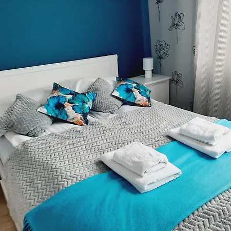 Z Podziemnym Parkingiem Ulica Wroclawska Apartment