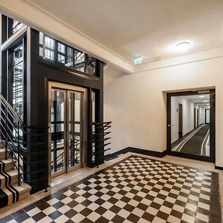Milestone Center Urban Living Aparthotel Cracovia