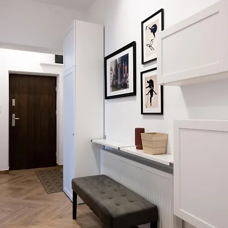 Native Pulaskiego 6 Apartmán