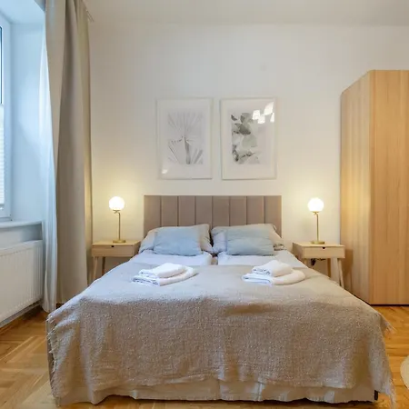 June Apartment Krakow