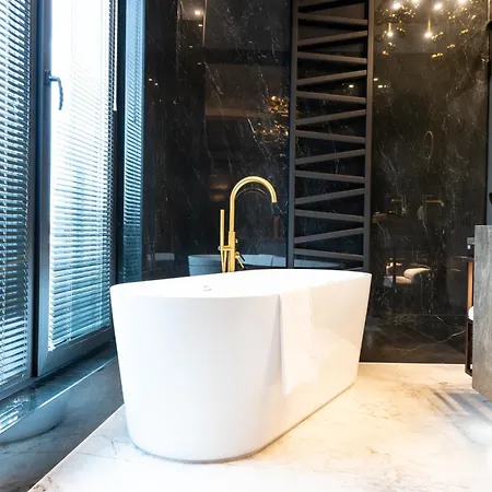 Art Luxury Hotel 4*