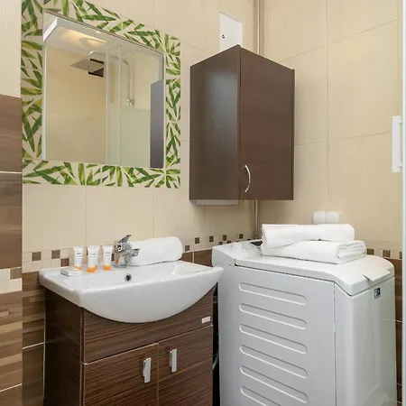 Minimalist One Bedroom In Near Wawel By Renters Apartment Krakow