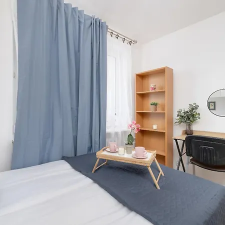 Minimalist One Bedroom In Near Wawel By Renters Apartment