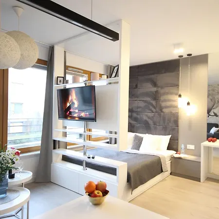 Viva Lila Apartment, Free Parking, Close To Vistula River - By Homelike * Krakow