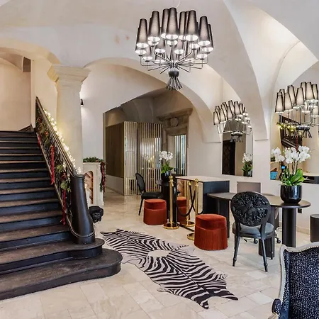 Unicus Palace Old Town - Destigo 5*