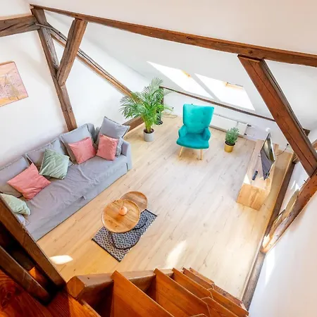 With Entresol Old Town Apartment