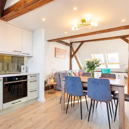 With Entresol Old Town Apartment