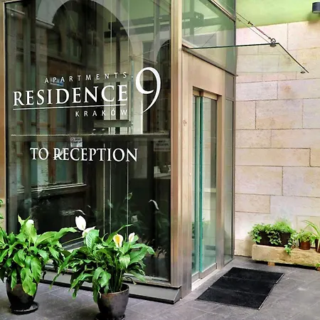 9 Hotel apartamentowy *