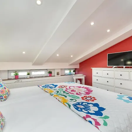 Appartement Slowacki Avenue Family Cracow By Renters *
