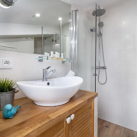 Slowacki Avenue Family Cracow By Renters Appartement *