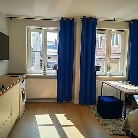 Hugo Vip Apartament *
