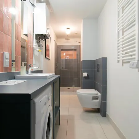 Prestige Location Pijarska Street Apartment *