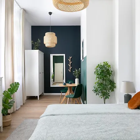 Charming Apartment, Wawel & Old Town * Krakow