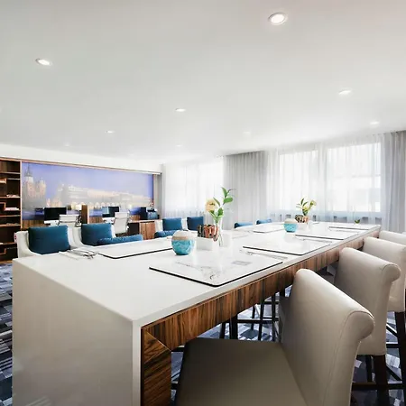 Doubletree By Hilton Hotel&convention Center 4* Krakau