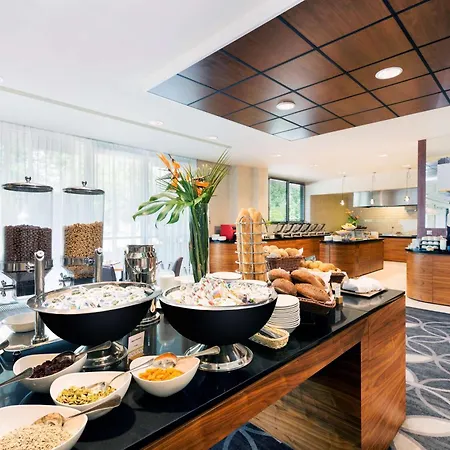 Doubletree By Hilton Hotel&convention Center Hotel Krakau