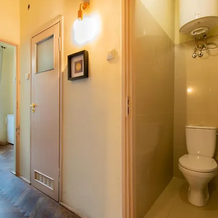 Prestige Location Pijarska Street *