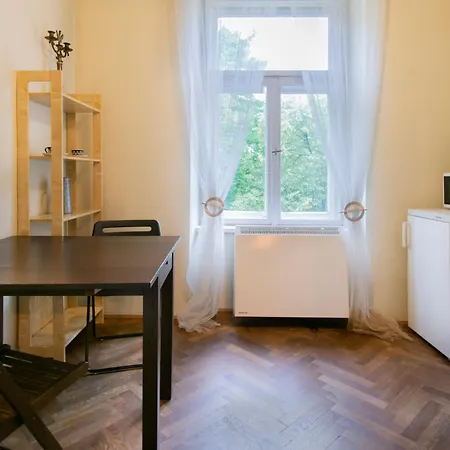 Prestige Location Pijarska Street *