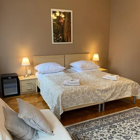 Maria Aparthotel 2*
