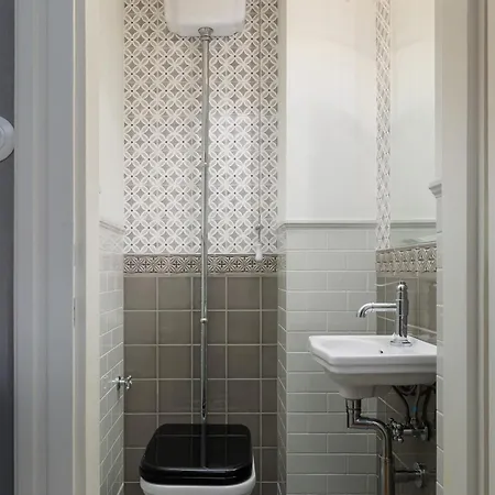 Luxury With Two Bedrooms And Balcony By Renters Prestige Apartment