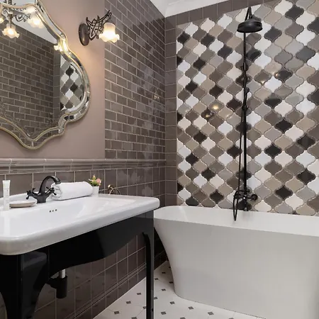 Luxury With Two Bedrooms And Balcony By Renters Prestige Krakow